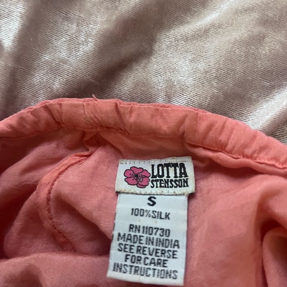 Y2k 100% silk sequin halter top with Brown Embellishments - Picture 3 of 4